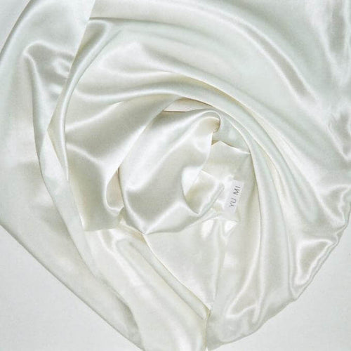 YU•MI White YUMI Organic Mulberry Silk Pillowcases