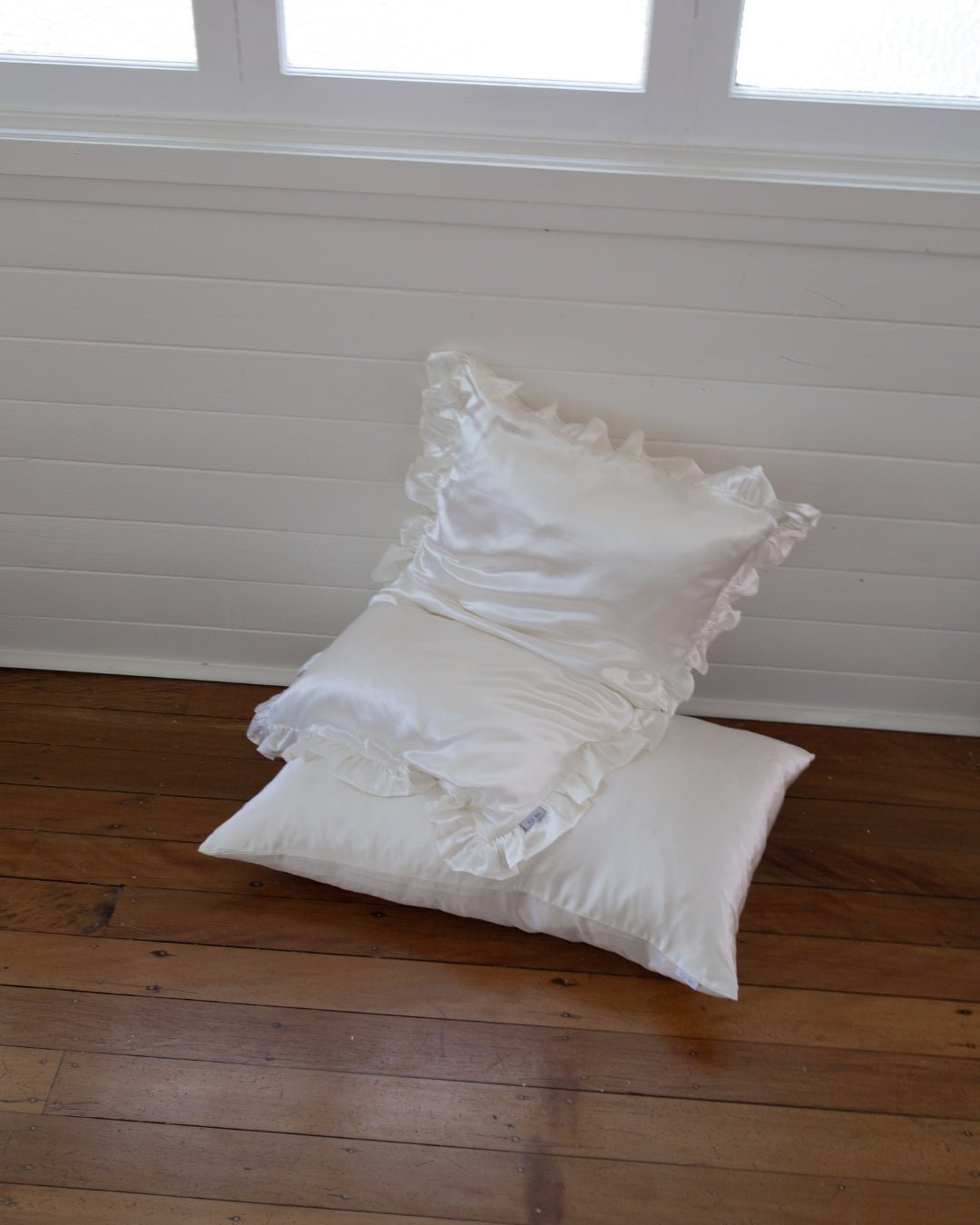 Organic Silk Pillowcase in Frill Tie - Yumi Silk