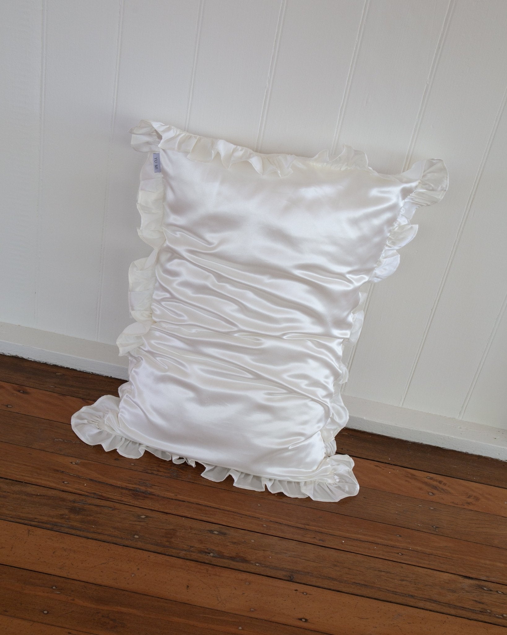 Organic Silk Pillowcase in Frill Tie - Yumi Silk