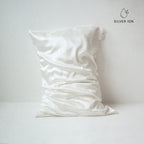 Silver Ion Infused Organic Silk Pillowcase in White - Yumi Silk
